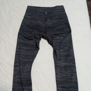 Lululemon Athletica  Women's Leggings Size 6